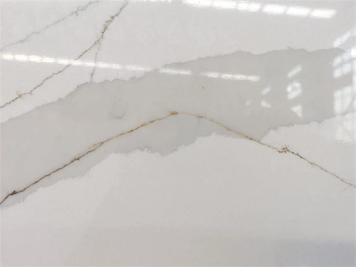 Calacatta White Quartz 2